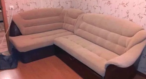Перетяжка углового дивана. Новоузенск